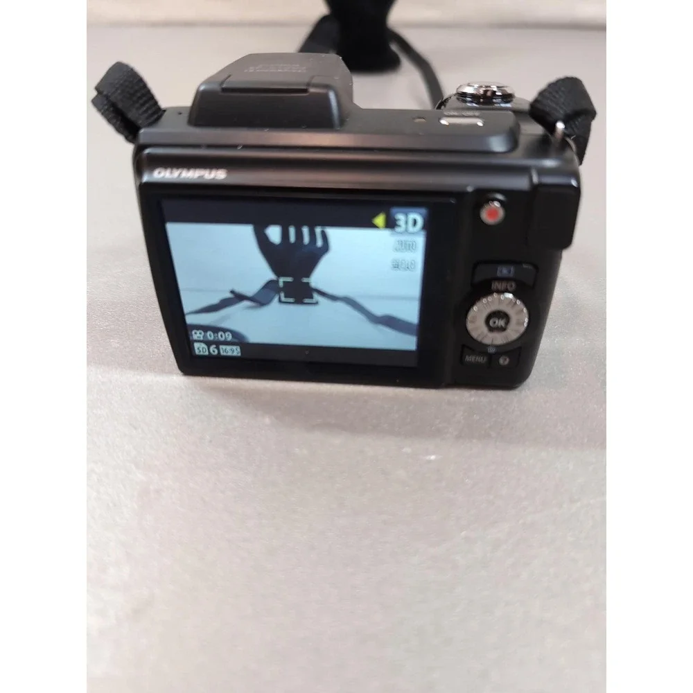Olympus SP-610UZ 14MP Digital Camera 22x Optical Zoom Black Bundle HD Video